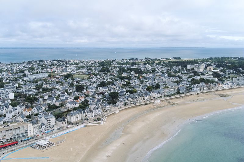 Vue aérienne de la ville de Quiberon et de la Grande Plage