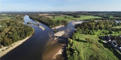 Photo aérienne du bec d'Allier