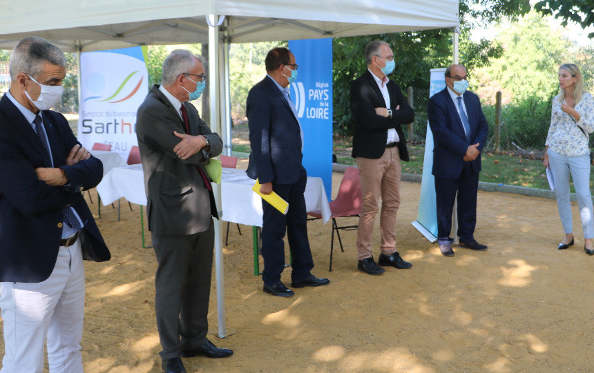 Signature du contrat territorial Eau du bassin de l'Huisne aval