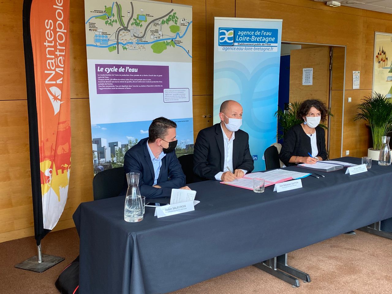 signature de l'accord de programmation Nantes Métropole et agence de l'eau Loire-Bretagne